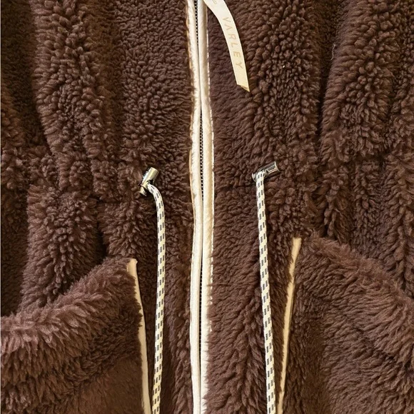 Varley Angelina Sherpa Coat - Picture 10 of 11